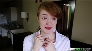 Abbey Rain wypina się na niezły seks